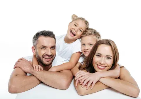 familia sonriente odontología