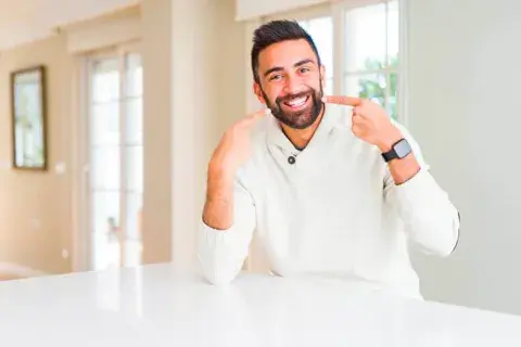 dientes de leche en adultos