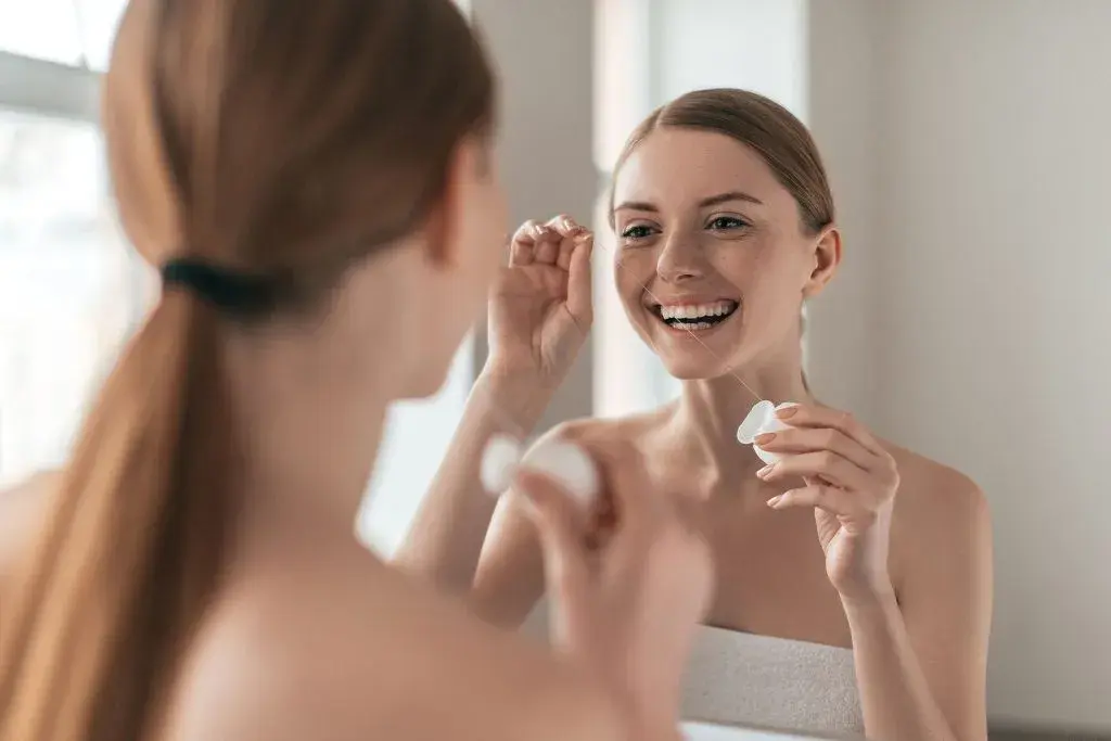 Uso del hilo dental: ¿antes o después del cepillado?