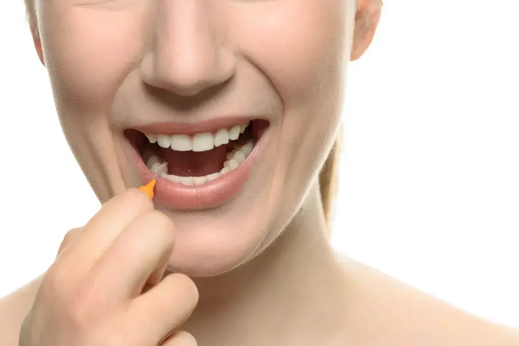 Cepillo interdental: ¿cómo usarlo?