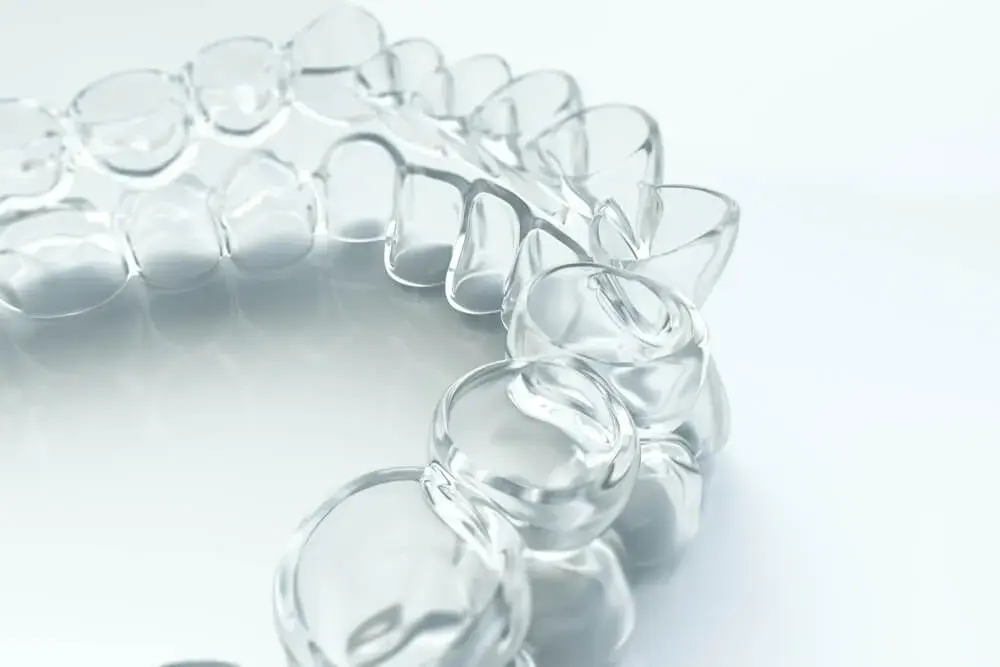 ¿Cómo limpiar una férula dental?