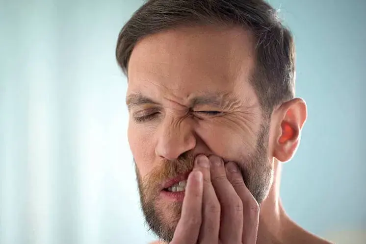 ¿Qué es y cuál es el tratamiento de la pulpitis dental?