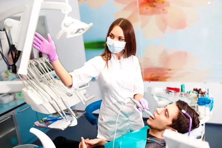 ¿Qué es un tratamiento de conducto dental?