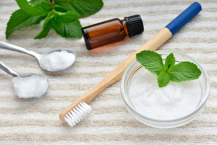 Remedios caseros para una buena salud y estética bucodental durante el estado de alarma