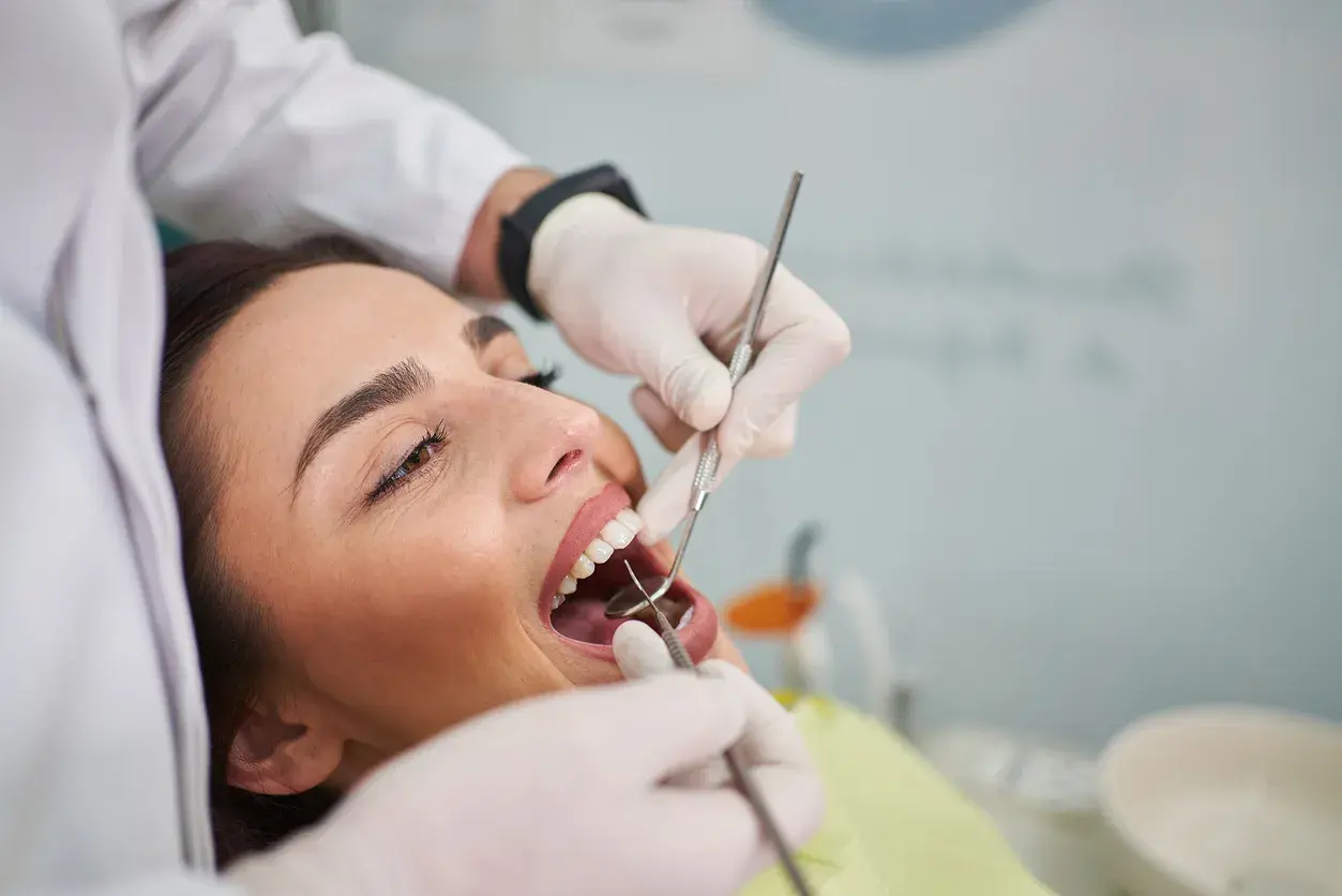 Tipos de periodontitis y sus síntomas