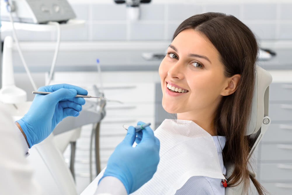 Paciente realizándose odontología conservadora